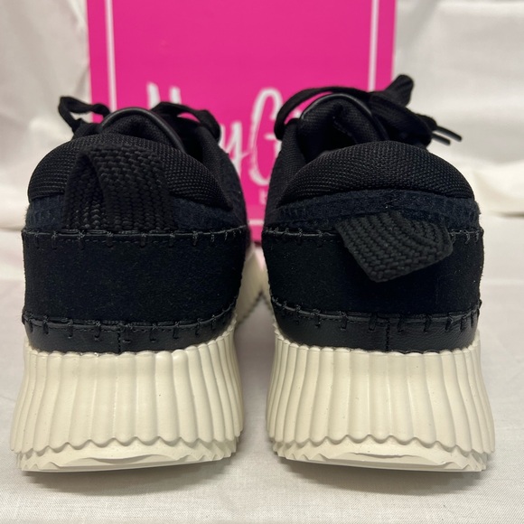 Corky’s Women’s Black Adventure Sneaker - Picture 6 of 7